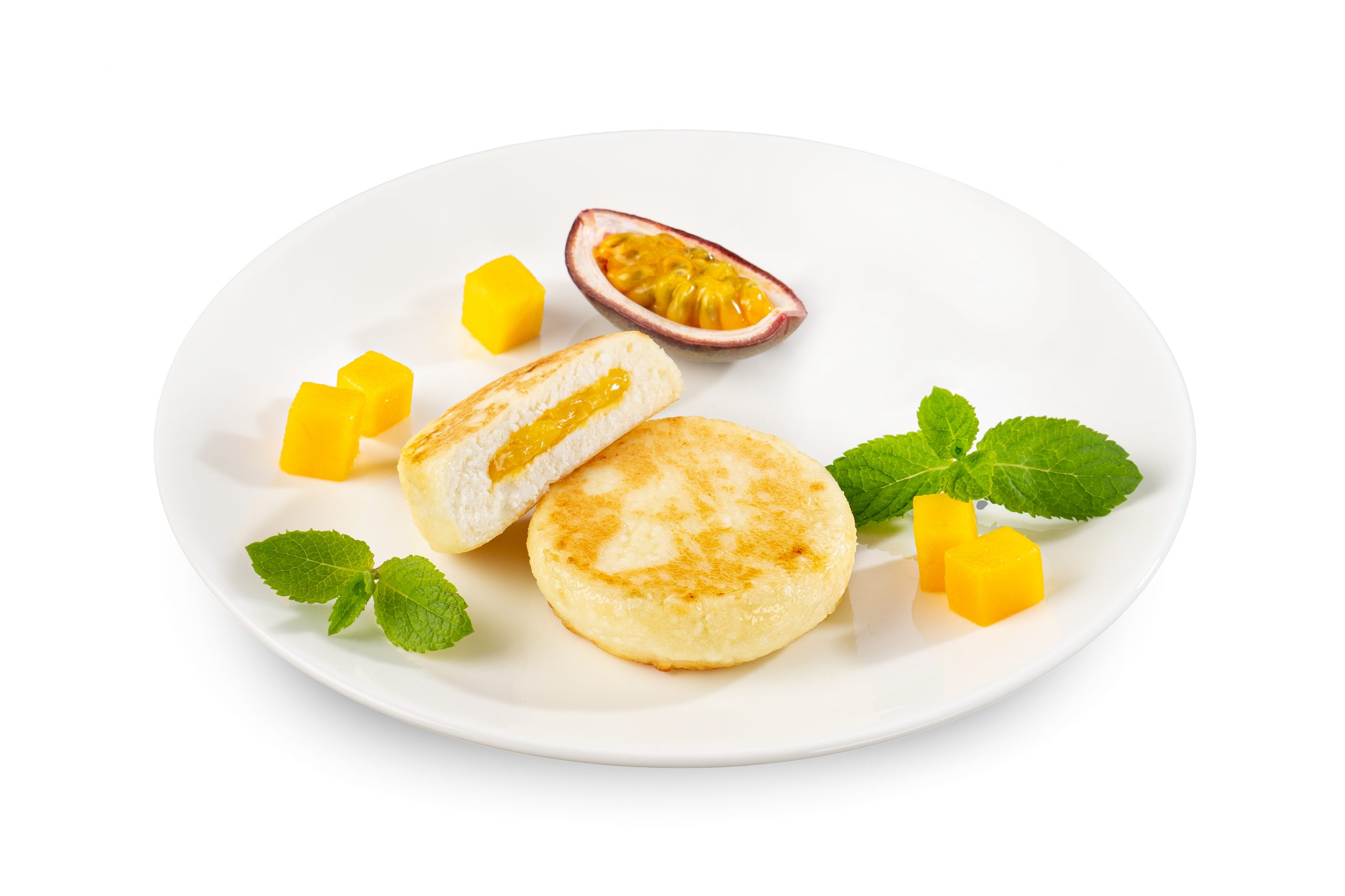 Сырники с начинкой «Манго-Маракуйя»